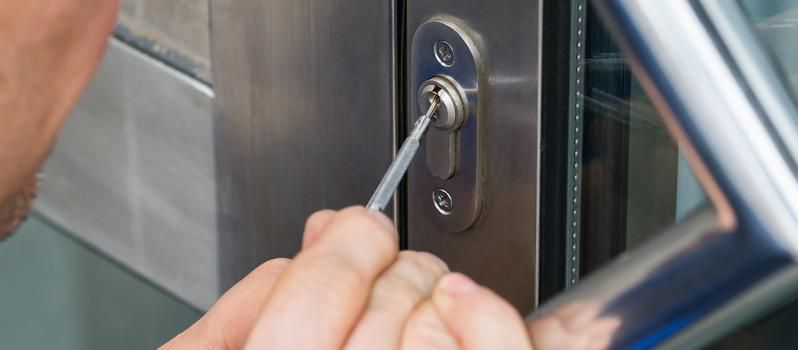 5 Benefits of Hiring Professional Locksmith and Door Repair Services - Astoria Locksmith and Door Inc.