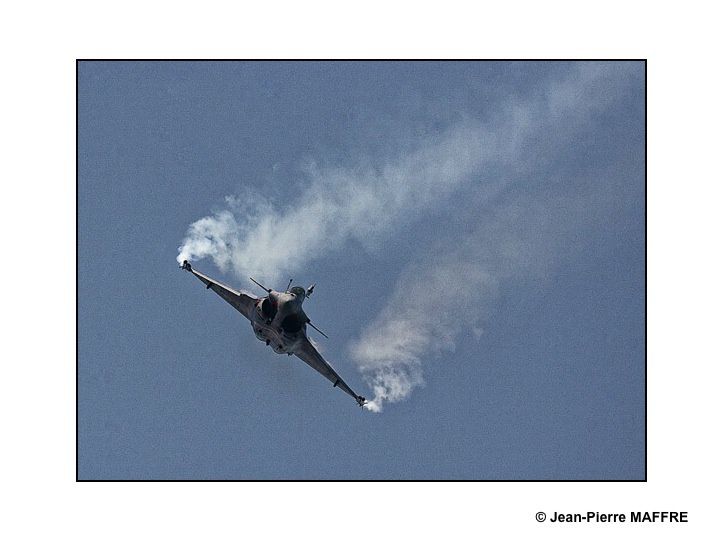 Une merveille de haute technologie, merci au meeting de la Ferté Alais de nous offrir un tel spectacle.