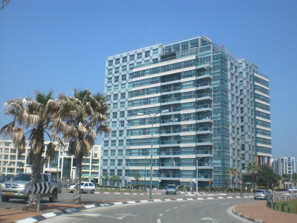 Okeanos ba marina apart hotel for rent for holidays. holidays apartments in Israel