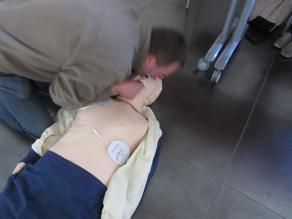 CM2: Formation aux premiers secours groupe 1