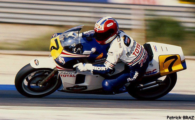 Raymond Roche : Champion du monde Superbike 1990 Image%2F1444795%2F20230915%2Fob_112f57_cmsu2iawgaaqqku