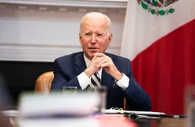 Joe Biden a lancé «un ministère orwellien de la vérité » pour mettre fin à la dissidence liée à la COVID, selon un juge (The Telegraph)