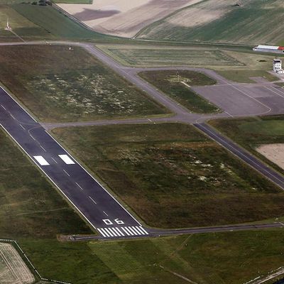 #FRANCE : L’#armée US et ses hélicoptères débarquent pour six semaines à l’aéroport de #Calais-Marck