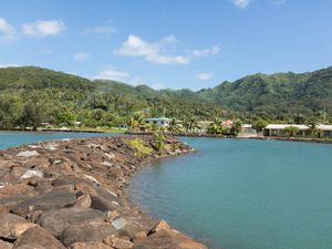 Tahaa, encore un tour en voiture mais avec la presqu'île en plus !