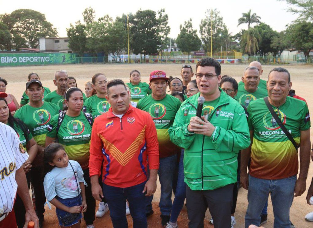 Alcalde Fuenmayor reinaguró Complejo Deportivo de La Concordia en la parroquia Santa Rosa de Valencia