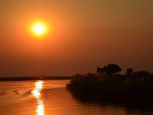 07/08/2013 - Chobe River Front