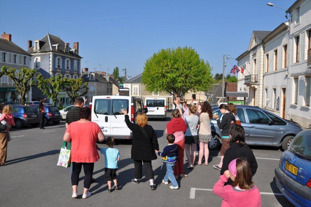 6eme journée du séjour des Anglais de WEVA à Saint Martin d'Auxigny du 15 au 20 Avril 2011.