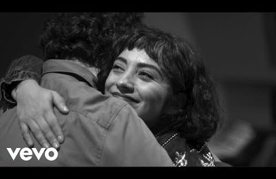 Andrés Calamaro, Mon Laferte - Tantas Veces