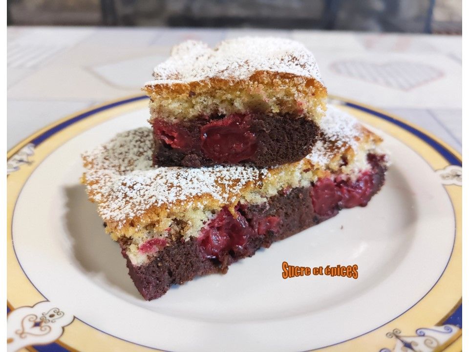 Gâteau bicolore aux griottes ou cerises - Recette en vidéo