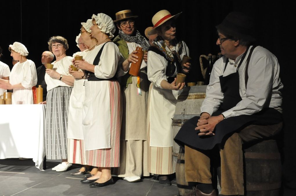 17 mai 2013 - La CANTILENE remet çà ! Dans la nouvelle salle de Rethel, "L'ATMOSPHERE" , avec le concours des services de la ville, des opérettes à grand spectacle pour le plaisir de 350 spectateurs.