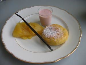 dampfnudel son pain de pomme et sa mousse cerise