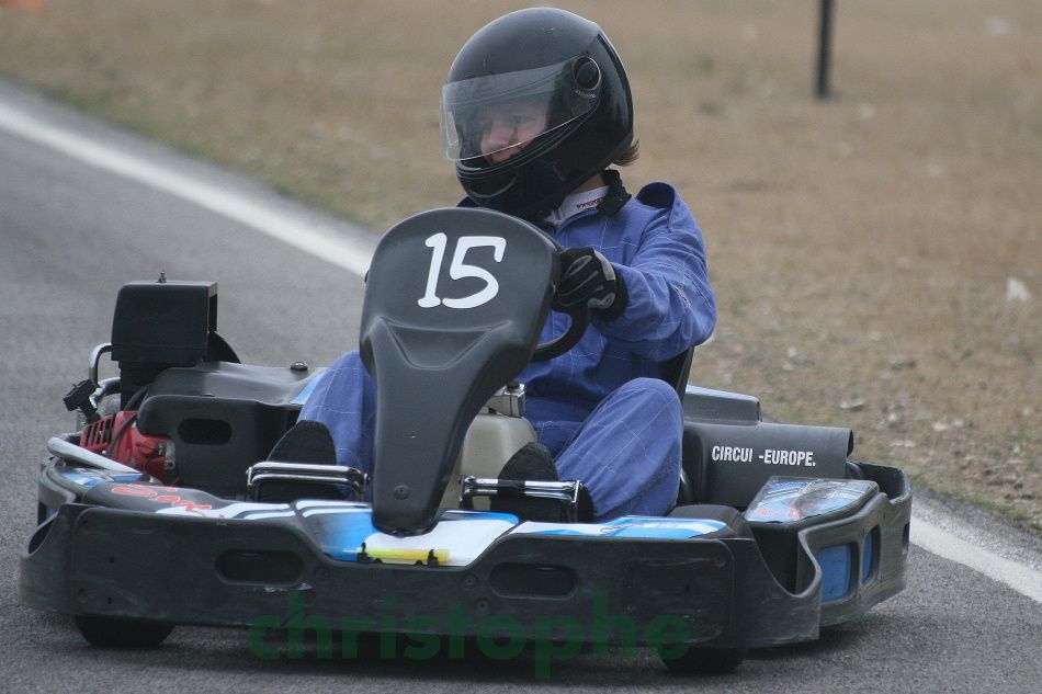 Les 24 H de Karting 2009
à Sotteville-sous-Val.