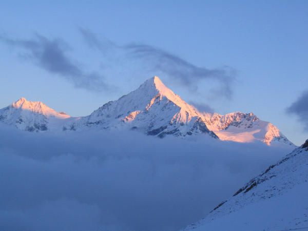 Voil&agrave; les premi&egrave;res photos du Raid &agrave; skis de 4 jours dans le Valais (Merci beno&icirc;t pour les photos)...la suite bient&ocirc;t