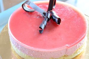 Entremets Fraise-Chocolat Blanc