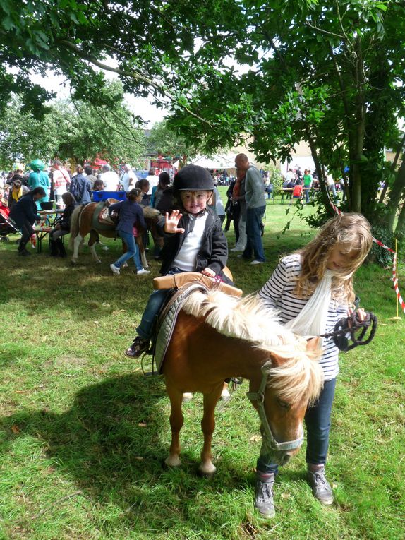 Photos de la fête de l'école 2013 de Chasné sur Illet