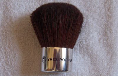 Yves Rocher - Kabuki brush