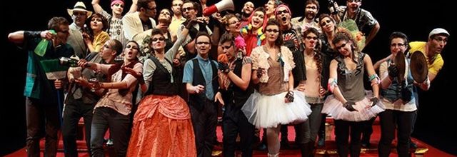 L'opéra, ce n'est pas une grosse dame qui chante : Operetta, par la troupe Cor de Teatre.