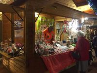 CAPRI NEWS Capri, mercatini di Natale in Piazzetta all’insegna della solidarietà FOTO