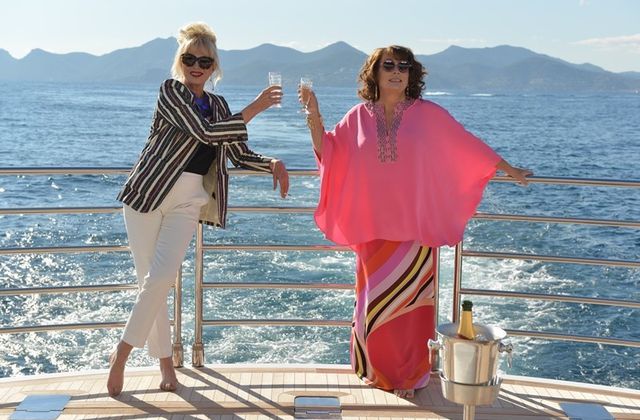 Bande-annonce et guests du film Absolutely Fabulous, avec Jennifer Saunders et Joanna Lumley.