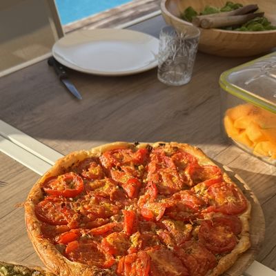 TARTE TOMATES MOUTARDE A L'ANCIENNE THON CHEDDAR