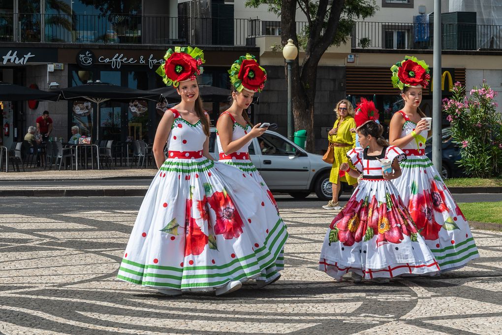 Funchal : Fête des fleurs à proximité du port de plaisance