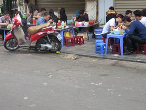 Hanoi 24 Février