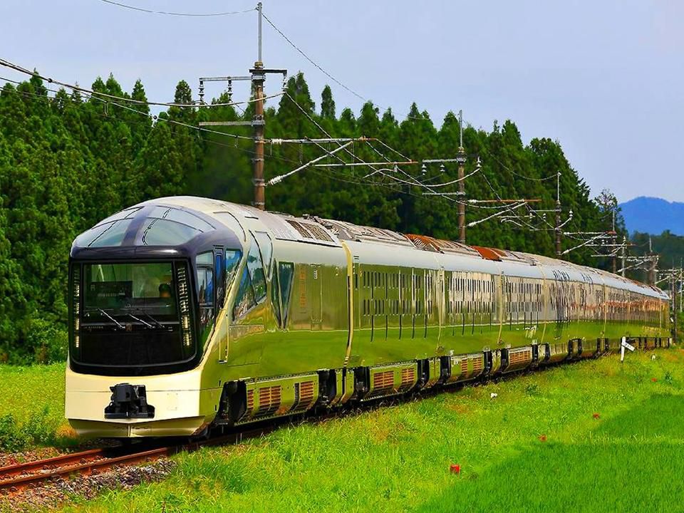 Japon - Shiki-Shima - Un train palace japonais