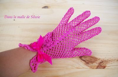 parure avec gants de mariage roses fuchsia