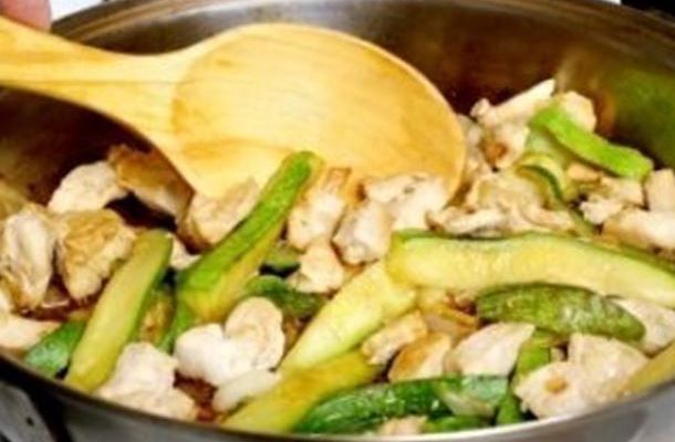 Courgette au poulet