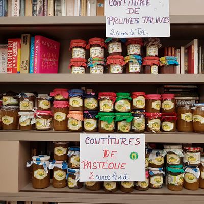 Fabrication de la confiture de pastèque .