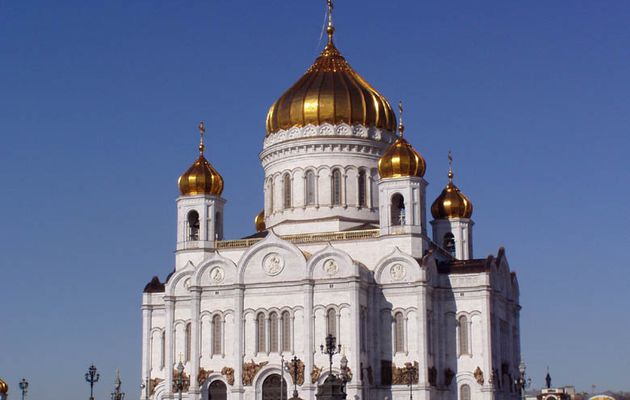 Arhitectul şef al Moscovei se opune amplasarii bannerelor publicitare in zona Catedralei Hristos Mântuitorul