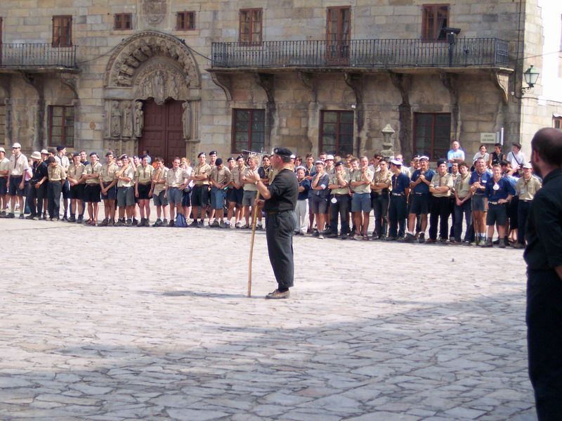 <P class=MsoNormal style="MARGIN: 0cm 0cm 0pt; TEXT-ALIGN: center" align=center><SPAN style="FONT-SIZE: 10pt; FONT-FAMILY: Verdana">Le rassemblement des routiers de France pour la dernière étape du chemin de Saint Jacques de Compostelle. Routiers: Augustin, Henri, Hugues, Anthony, Richard Henri, Antoine, Guillaume, Simon, Thibault et Thomas le chef !</SPAN></P>
<P class=MsoNormal style="MARGIN: 0cm 0cm 0pt; TEXT-ALIGN: center" align=center><SPAN style="FONT-SIZE: 10pt; FONT-FAMILY: Verdana"><?x