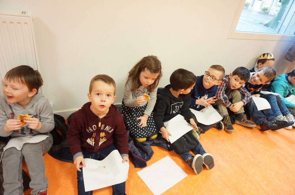 Les galettes des Rois à l'école de Bréal