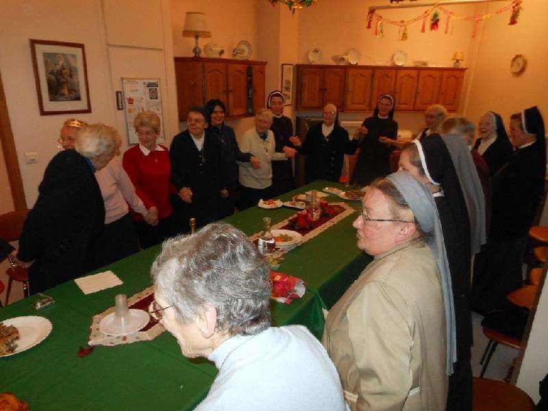 Les religieuses du doyenné Enghien-Montmorency se sont rencontrées chez les Sœurs Servîtes de Marie à Groslay pour un temps d'échange et d'amitié.