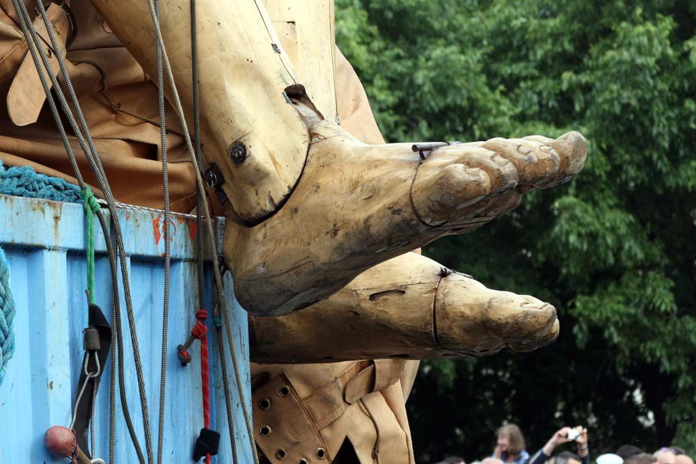 Album - Royal de Luxe Nantes 2009 Geante et Scaphandrier samedi 02