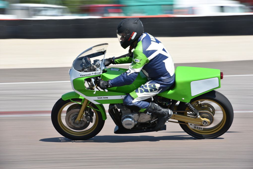 Séries I et J motos de série 250 et plus de 1969 à 1992 et Endurance plus de 250 de 1969 à 1992