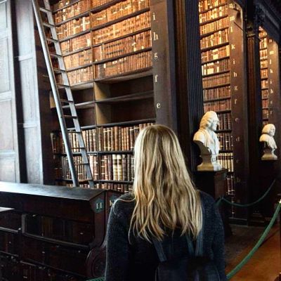 Je vous fait visiter Dublin : Trinity college et sa bibliothèque 