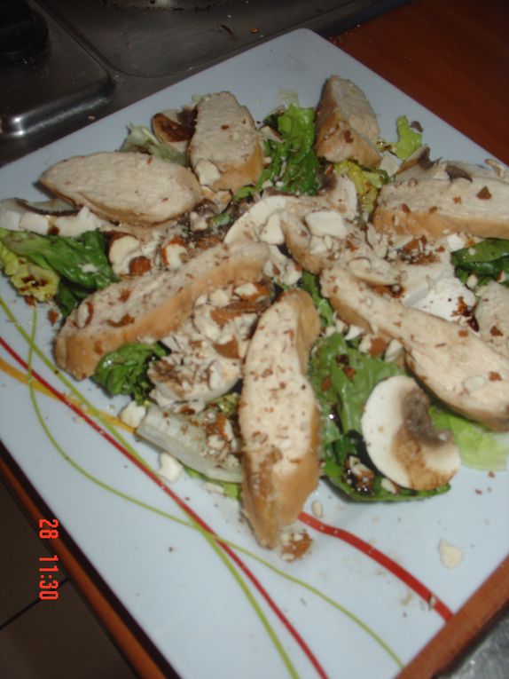 Salade de poulet mariné vapeur