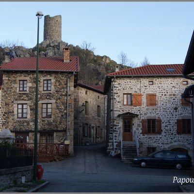 Au hasard dans Roche en Régnier