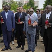 Ukraine: la médiation africaine visite Boutcha et Kiev malgré une "pluie" de missiles russes