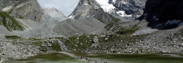 Le lac des vaches au pied de la Grande Casse