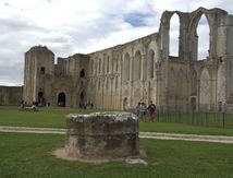 Abbaye de Maillezais