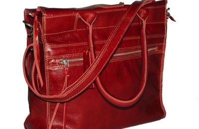 SAC EN CUIR BORDEAUX