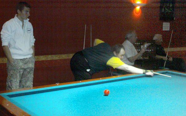 <p><strong>LE </strong>tournoi interne <strong>DU</strong> billard club d'Outreau</p>