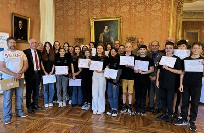 Vaucluse: Trois cent vingt-cinq élèves auréolés pour leur engagement citoyen