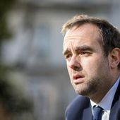 Guerre en Ukraine: le ministre français des Armées, Sébastien Lecornu, en visite à Kiev