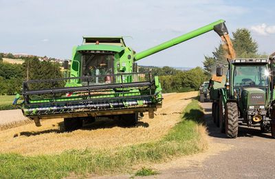 What Are The Advantages Of John Deere Harvester? 