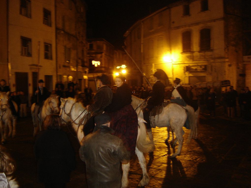 Baptême des gardians et chevaux la nuit de noël.
