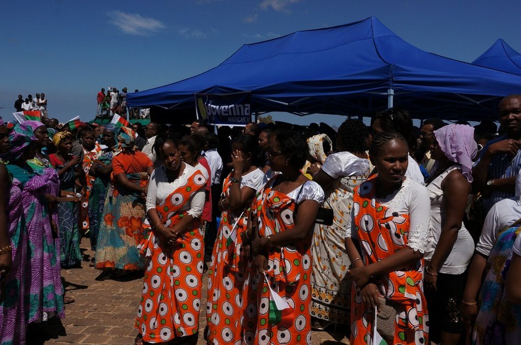 01.12.2012. Inauguration de la nouvelle gare routière de la ville d'Antsiranana par le Président de la Transiiton, Andry Rajoelina. 2-Photos : Harilala Randrianarison