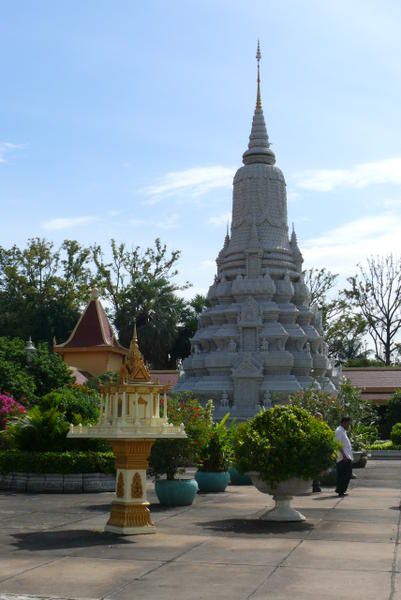 4 semaines de Phnom Penh à Siem Réap, Battanbang, Kampong Cham, Kratie.